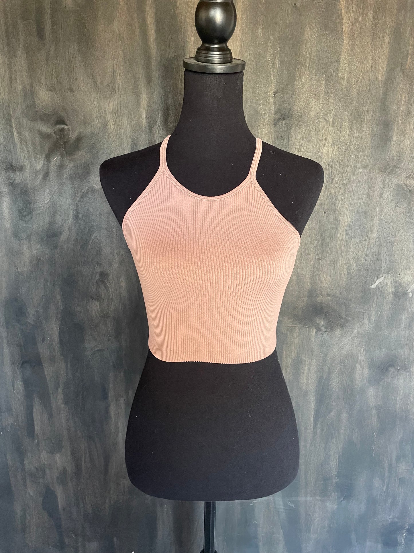 seamless cropped cami tops