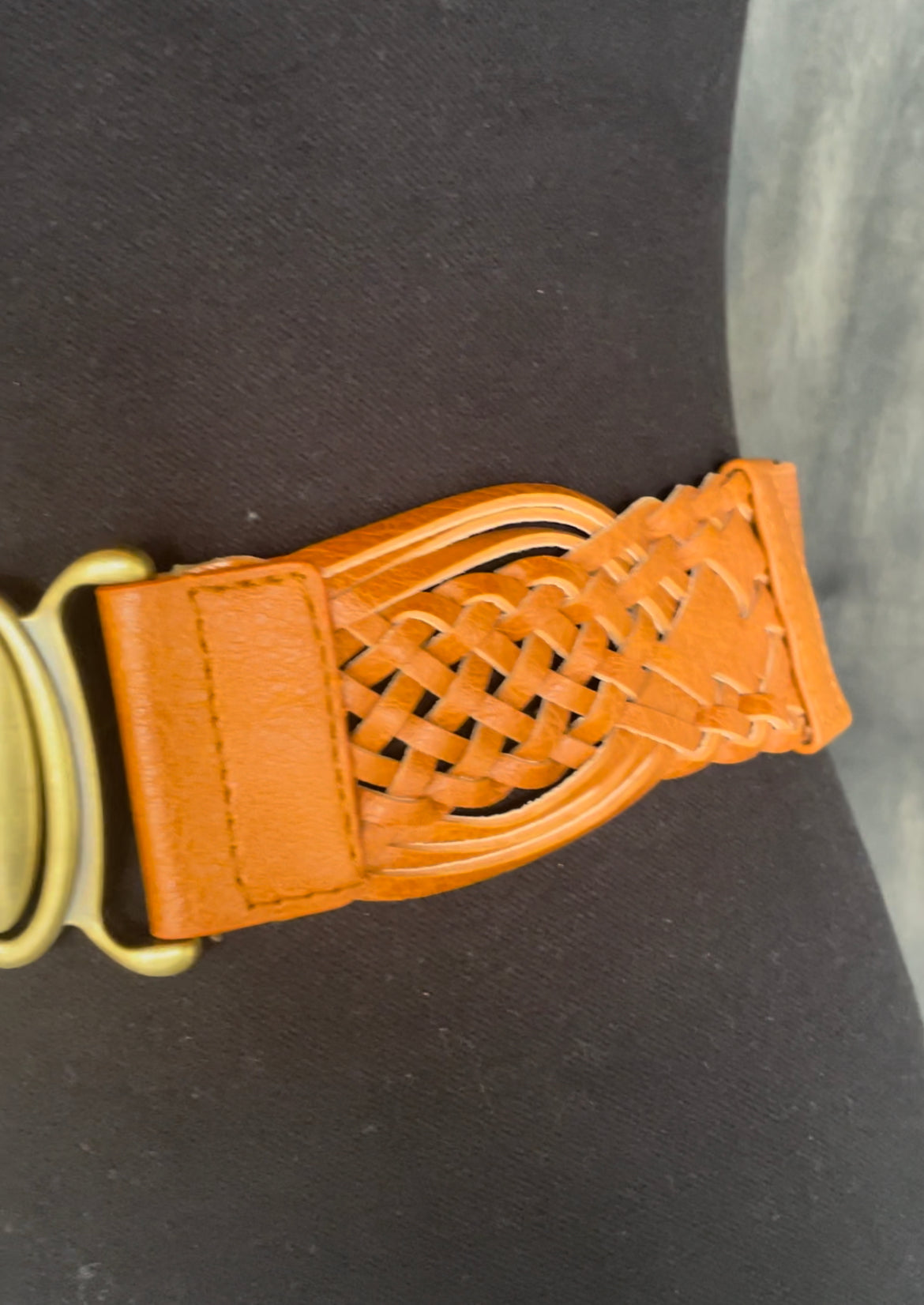 Oval Buckle Braided Belt