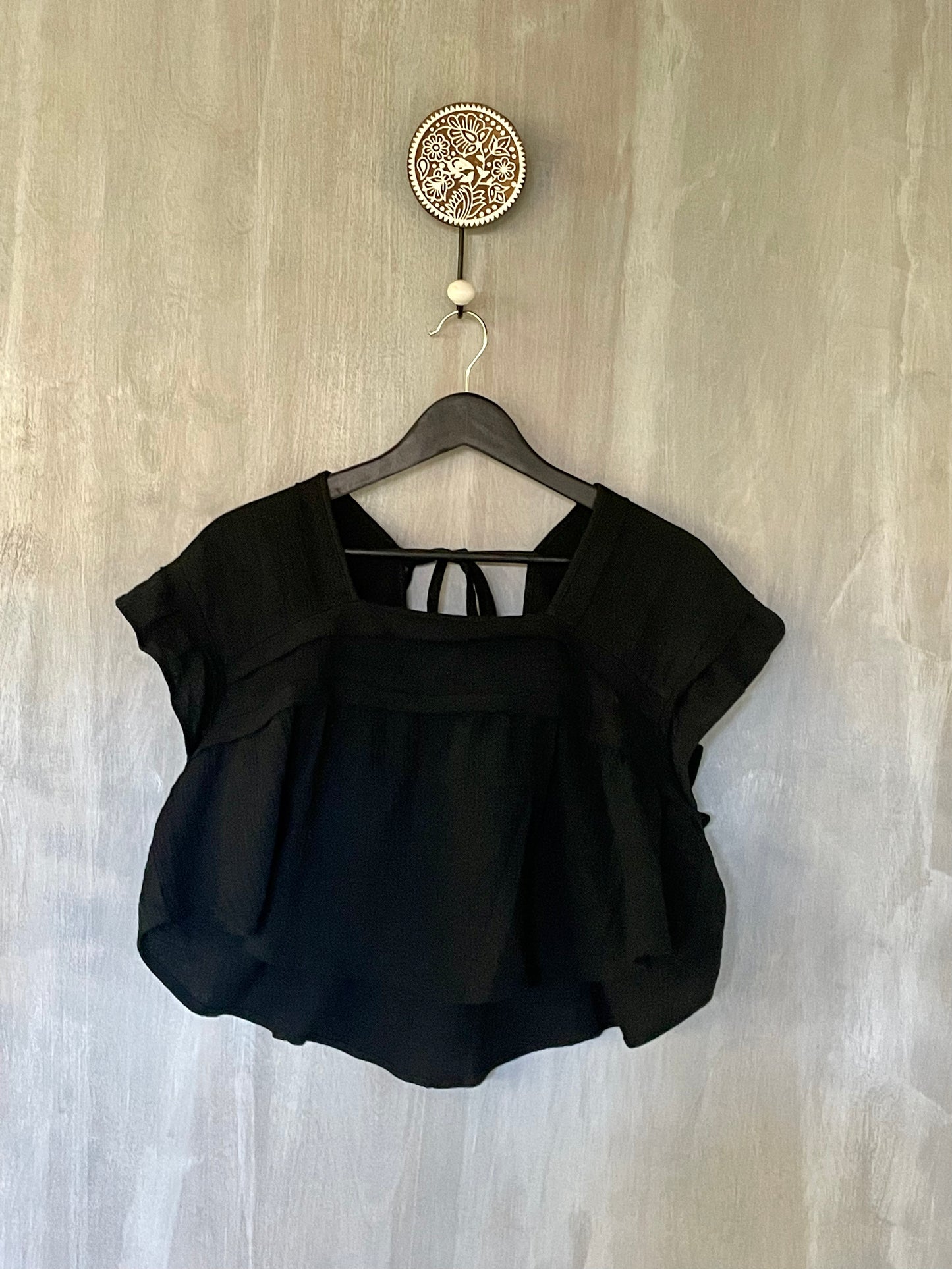 ruffle sleeve babydoll crop top